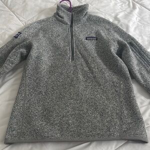 Patagonia Heathered Gray Fleece Pullover
